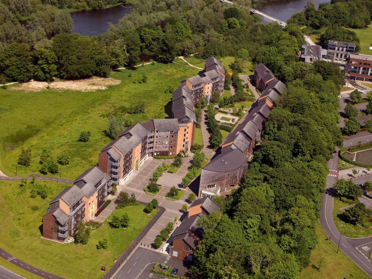 Dromroe Village University Of Лімерик Екстер'єр фото